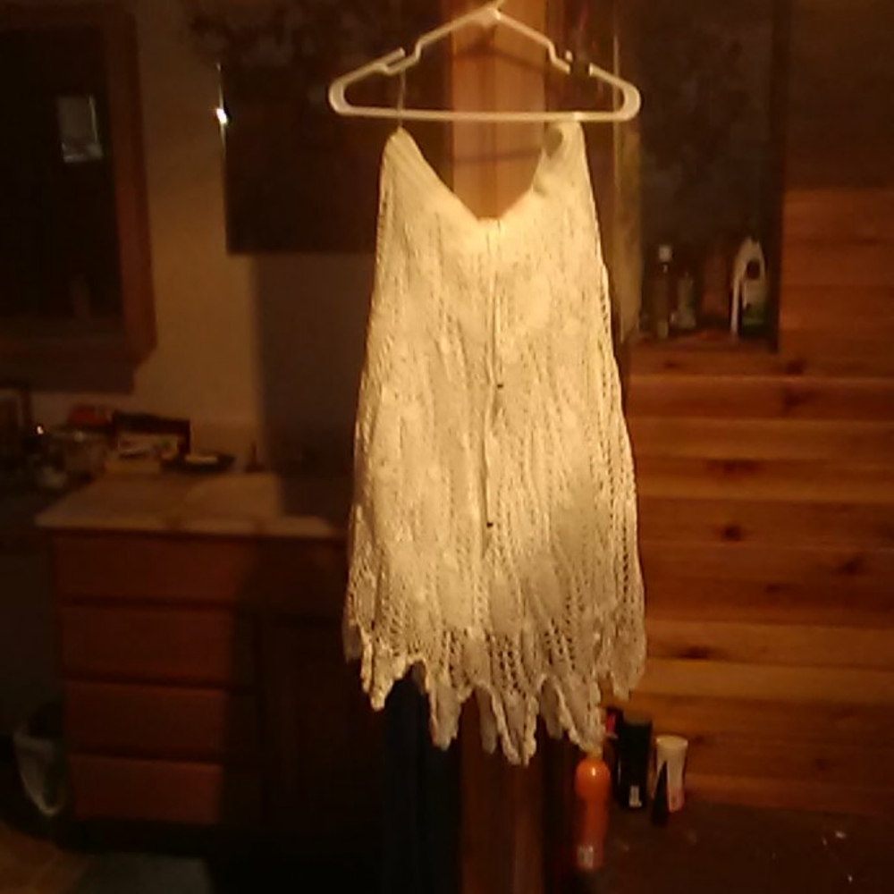 Gorgeous white crochet skirt brand new never worn